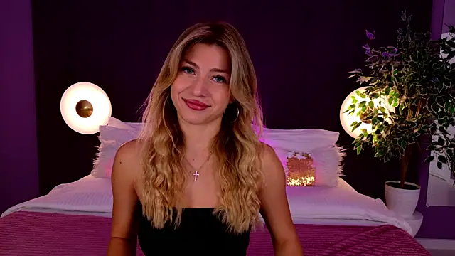 HelenaMorgan online show from 8, 8, 2026