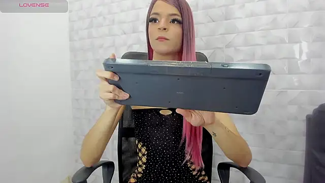 Realbadbxtch online show from 7, 3, 2025