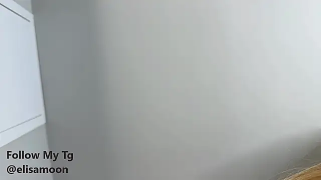 elisa moon online show from 13, 3, 2025