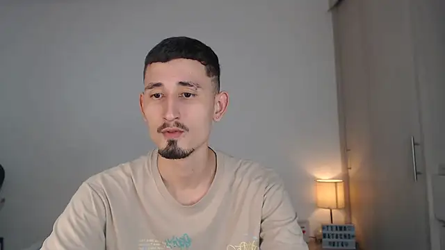 Snapshot of enzo_0814 chatting on 29, 1, 2025 enzo 0814 online show from 29, 1, 2025