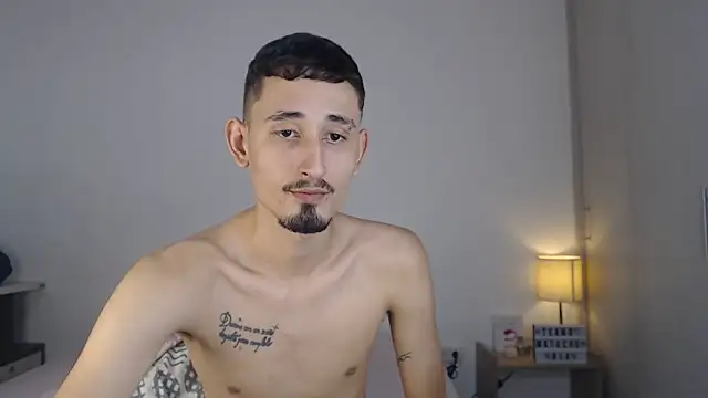 Snapshot of enzo_0814 chatting on 31, 1, 2025 enzo 0814 online show from 31, 1, 2025