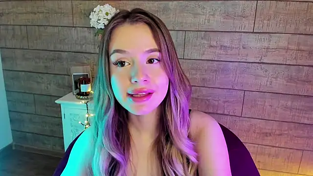 MilanaBalmain online show from 11, 3, 2025