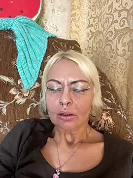 Gardener of Illusions online show from 2, 2, 2025