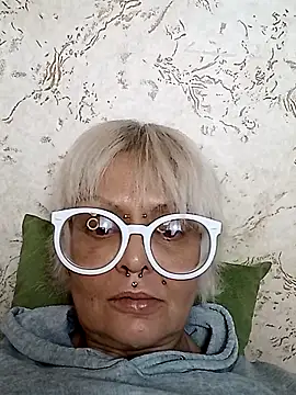 Gardener of Illusions online show from 30, 10, 2025