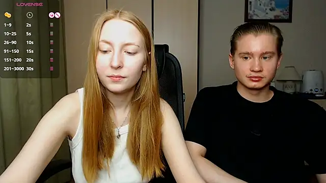 Snapshot of AliceStoneJhonyStone chatting on 16, 2, 2025 AliceStoneJhonyStone online show from 16, 2, 2025