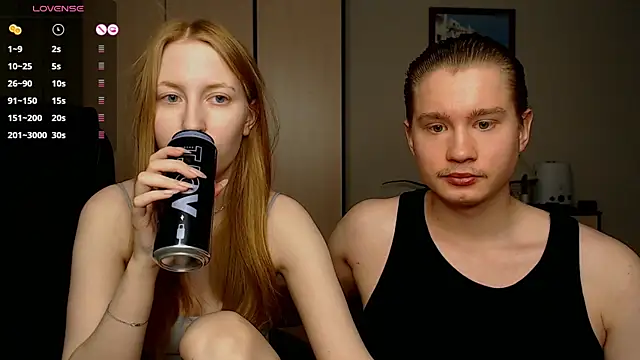 Snapshot of AliceStoneJhonyStone chatting on 26, 2, 2025 AliceStoneJhonyStone online show from 26, 2, 2025