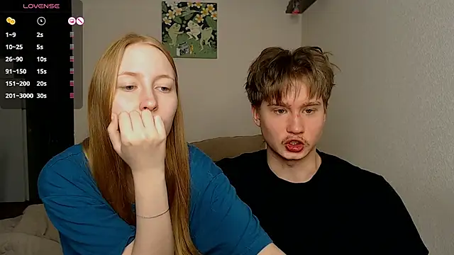 Snapshot of AliceStoneJhonyStone chatting on 7, 3, 2025 AliceStoneJhonyStone online show from 7, 3, 2025