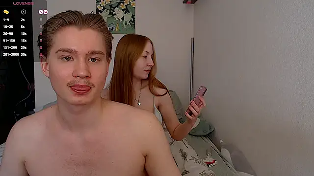 Snapshot of AliceStoneJhonyStone chatting on 17, 3, 2025 AliceStoneJhonyStone online show from 17, 3, 2025