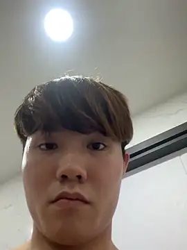 Snapshot of thehornyboyz chatting on 18, 1, 2025 thehornyboyz online show from 18, 1, 2025