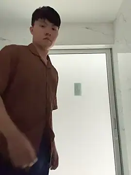 Snapshot of thehornyboyz chatting on 11, 1, 2026 thehornyboyz online show from 11, 1, 2026