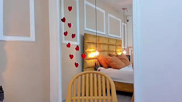 Snapshot of adarussell chatting on 14, 2, 2025 adarussell online show from 14, 2, 2025