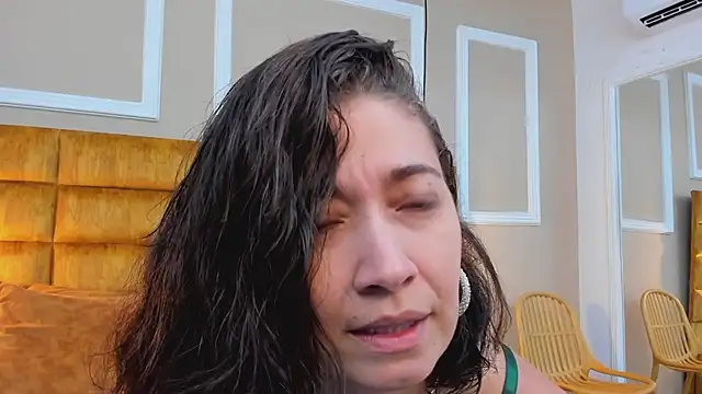 Snapshot of adarussell chatting on 17, 3, 2025 adarussell online show from 17, 3, 2025