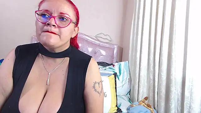 Snapshot of VickyColleman chatting on 31, 1, 2025 VickyColleman online show from 31, 1, 2025