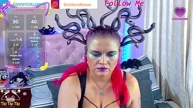 Snapshot of VickyColleman chatting on 1, 11, 2025 VickyColleman online show from 1, 11, 2025