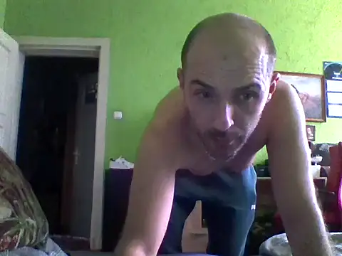Snapshot of STANISLAW621162 chatting on 4, 7, 2026 STANISLAW621162 online show from 4, 7, 2026