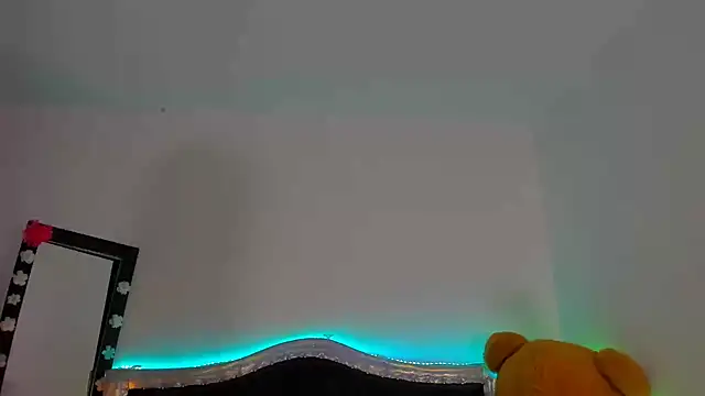 JanneKim online show from 12, 12, 2024