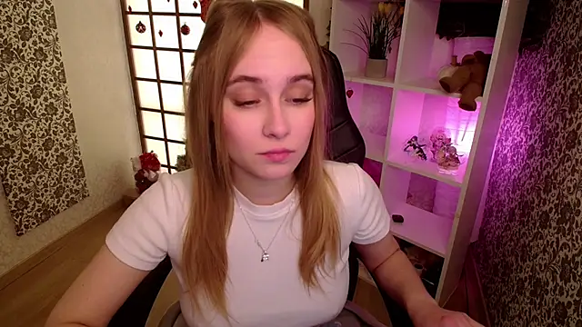 LianaBright online show from 23, 1, 2025