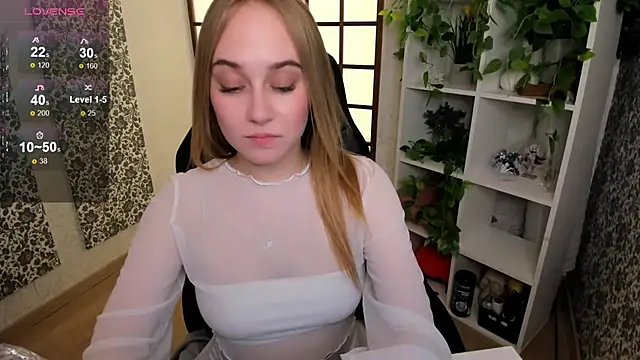 LianaBright online show from 3, 2, 2025