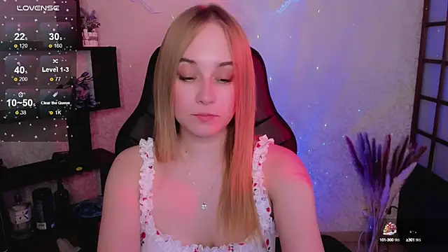 LianaBright online show from 8, 3, 2025