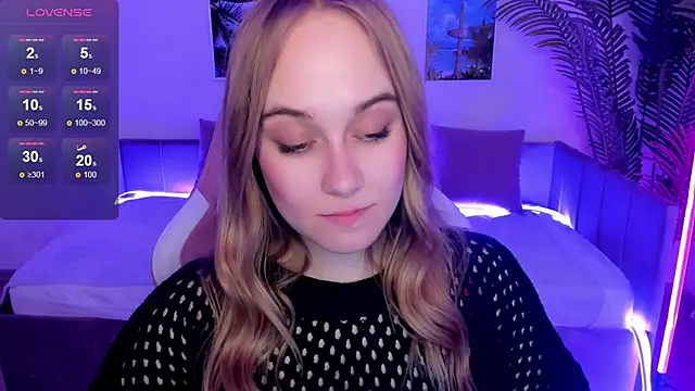 LianaBright online show from 18, 3, 2025