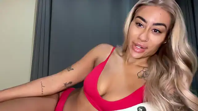 CoCo-Queen online show from 15, 5, 2026