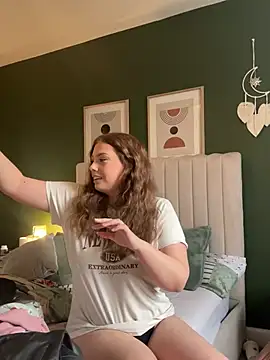 Krystal Tx online show from 21, 2, 2025