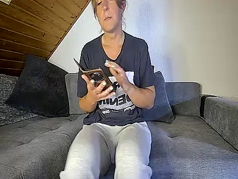 stunning Rosi online show from 10, 9, 2025