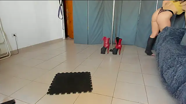 Snapshot of jessiburningheels chatting on 24, 1, 2025 jessiburningheels online show from 24, 1, 2025