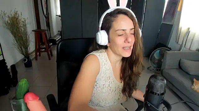 Snapshot of jessiburningheels chatting on 3, 3, 2025 jessiburningheels online show from 3, 3, 2025