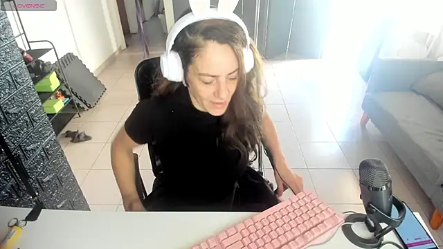 Snapshot of jessiburningheels chatting on 17, 3, 2025 jessiburningheels online show from 17, 3, 2025