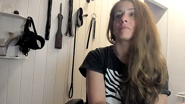 Snapshot of jessiburningheels chatting on 18, 9, 2025 jessiburningheels online show from 18, 9, 2025