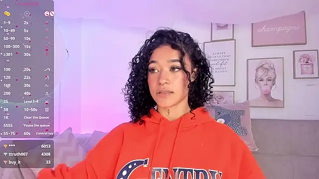 Snapshot of Crystal_Dluna chatting on 15, 1, 2025 Crystal Dluna online show from 15, 1, 2025