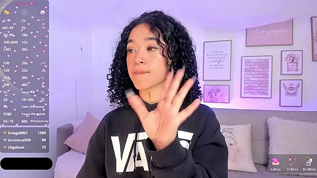 Snapshot of Crystal_Dluna chatting on 23, 1, 2025 Crystal Dluna online show from 23, 1, 2025