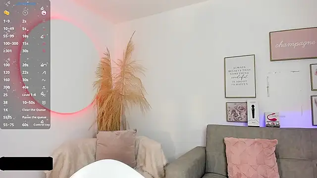 Snapshot of Crystal_Dluna chatting on 10, 3, 2025 Crystal Dluna online show from 10, 3, 2025