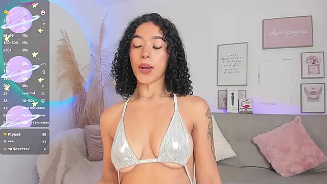 Snapshot of Crystal_Dluna chatting on 12, 3, 2025 Crystal Dluna online show from 12, 3, 2025