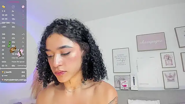 Snapshot of Crystal_Dluna chatting on 20, 3, 2025 Crystal Dluna online show from 20, 3, 2025