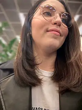 meow girl online show from 6, 10, 2025