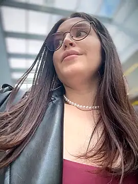 meow girl online show from 1, 5, 2026