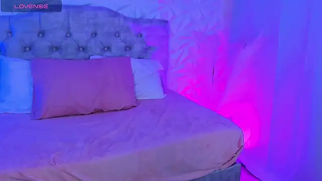 Miss Ivy4 online show from 12, 3, 2025