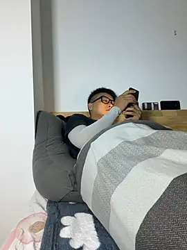 Snapshot of lixiaoshuai8 chatting on 9, 3, 2025 lixiaoshuai8 online show from 9, 3, 2025