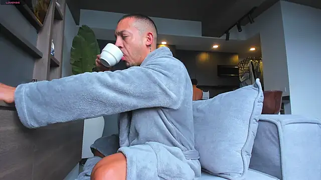 Maximo Marcelo online show from 3, 12, 2025