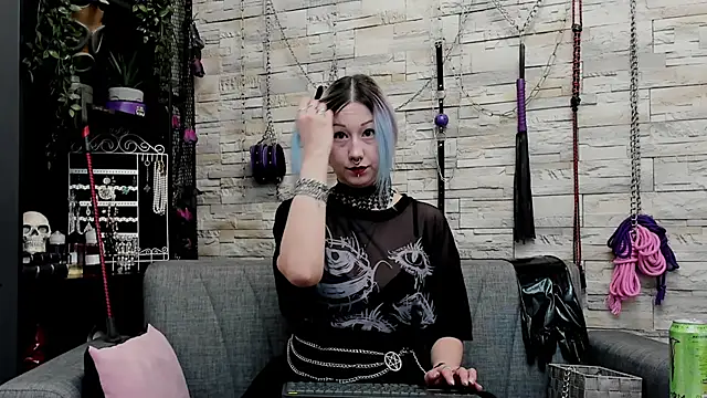 CruelMistress online show from 17, 1, 2026