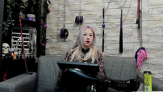 CruelMistress online show from 30, 4, 2026