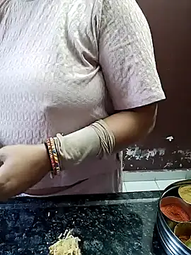 milf-kaira online show from 4, 12, 2024