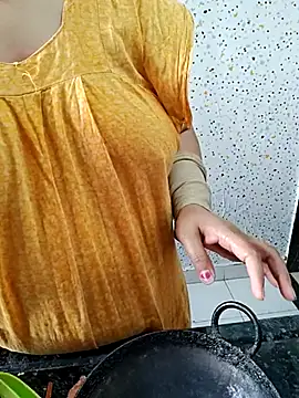 milf-kaira online show from 12, 3, 2025