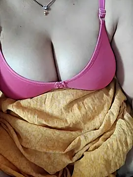 milf-kaira online show from 21, 3, 2025