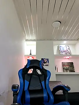 zoe connor19 online show from 19, 12, 2025