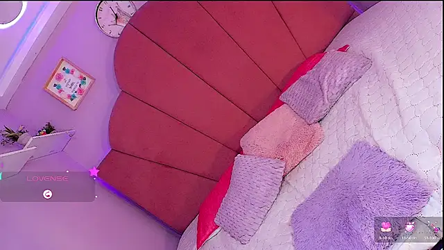 Snapshot of Shanelengel chatting on 5, 3, 2025 Shanelengel online show from 5, 3, 2025