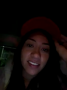 Snapshot of Little_aphrodite chatting on 10, 10, 2025 Little aphrodite online show from 10, 10, 2025