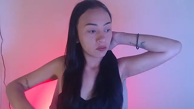 Snapshot of Little_aphrodite chatting on 22, 10, 2025 Little aphrodite online show from 22, 10, 2025